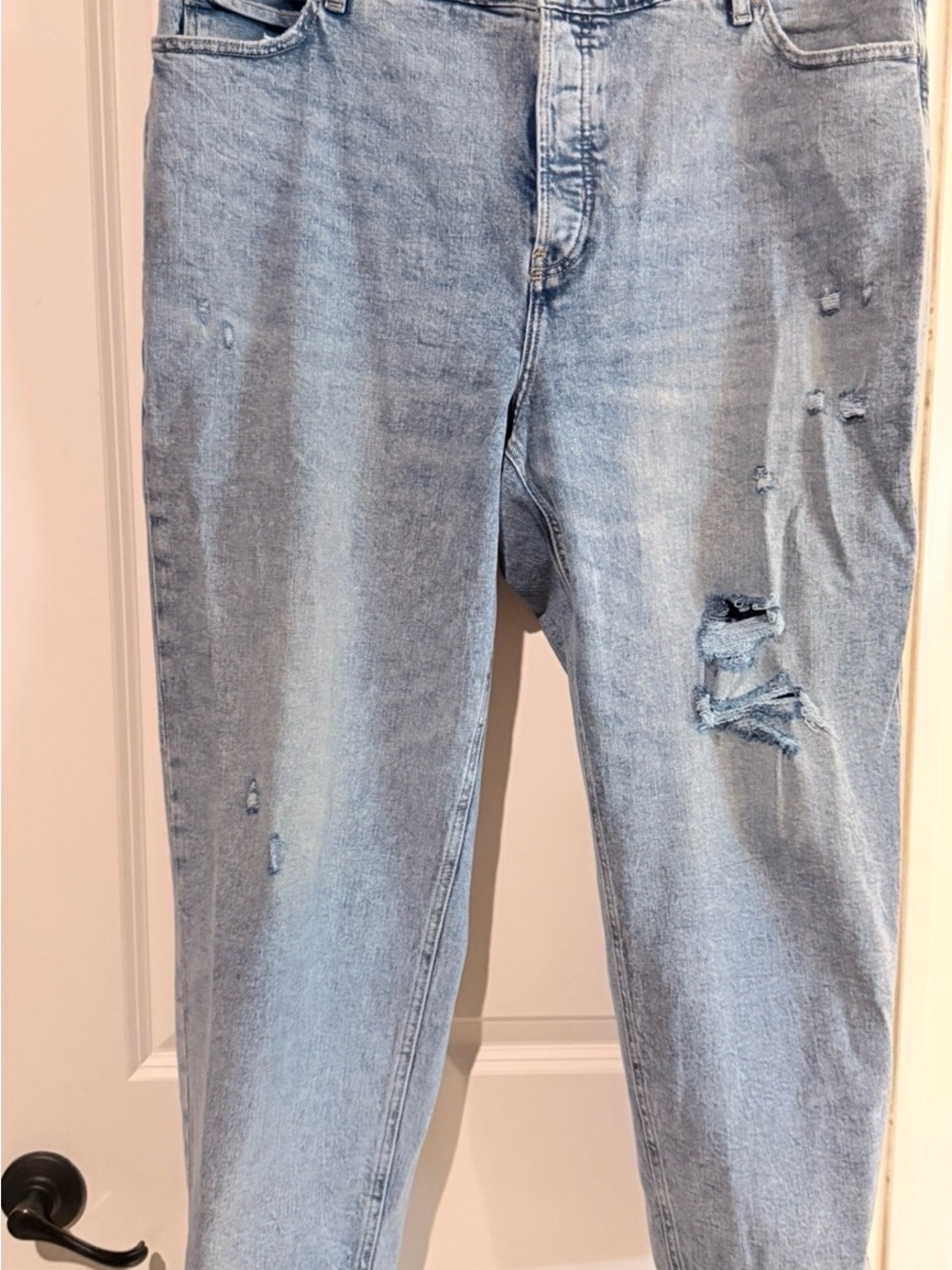 Old Navy Light Blue Distressed Boyfriend Jeans